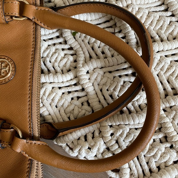 Tory Burch crossbody purse - Picture 8 of 14